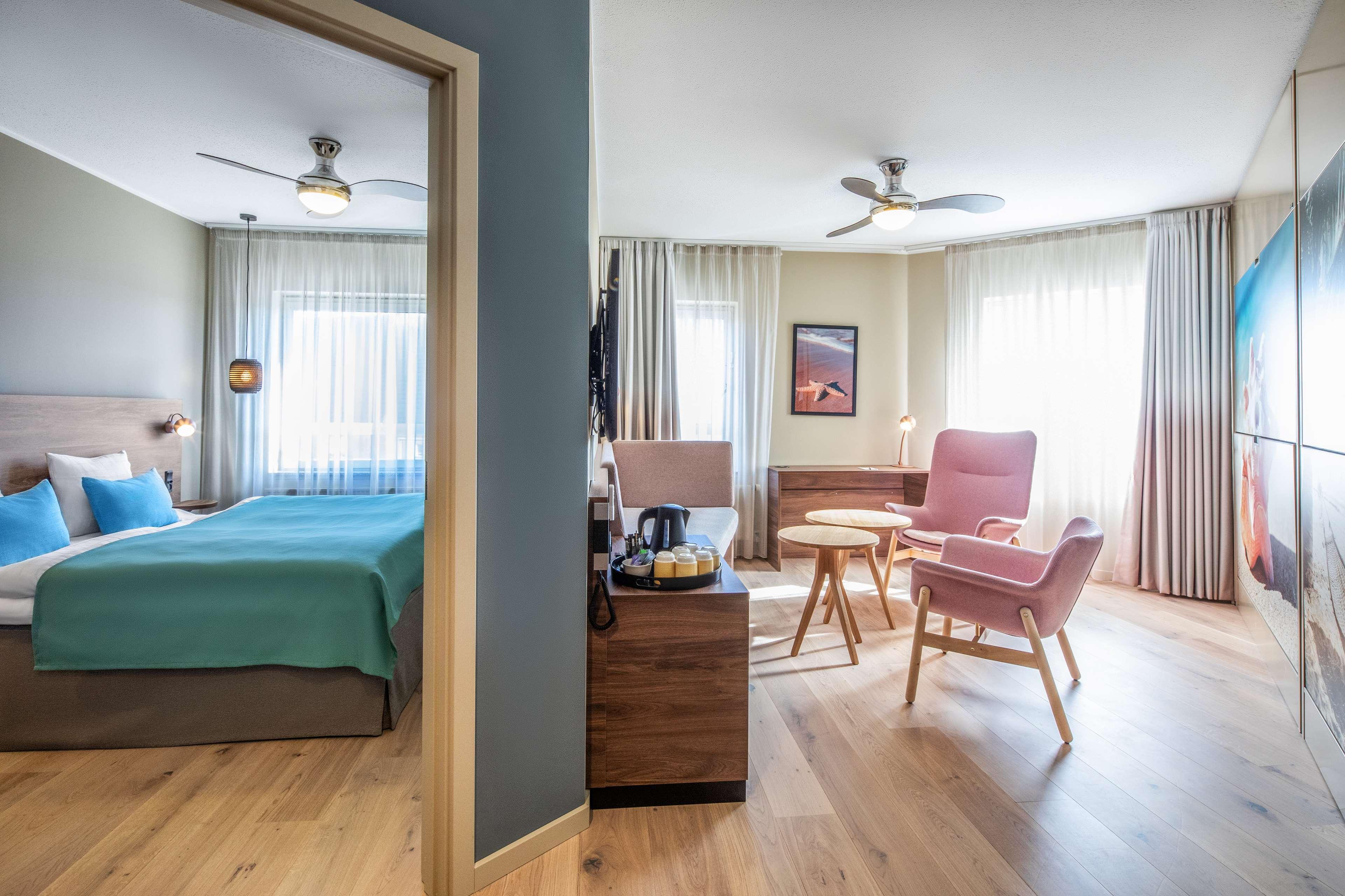 Quality Hotel The Reef เฟรเดริกส์ฮัฟน์ ภายนอก รูปภาพ