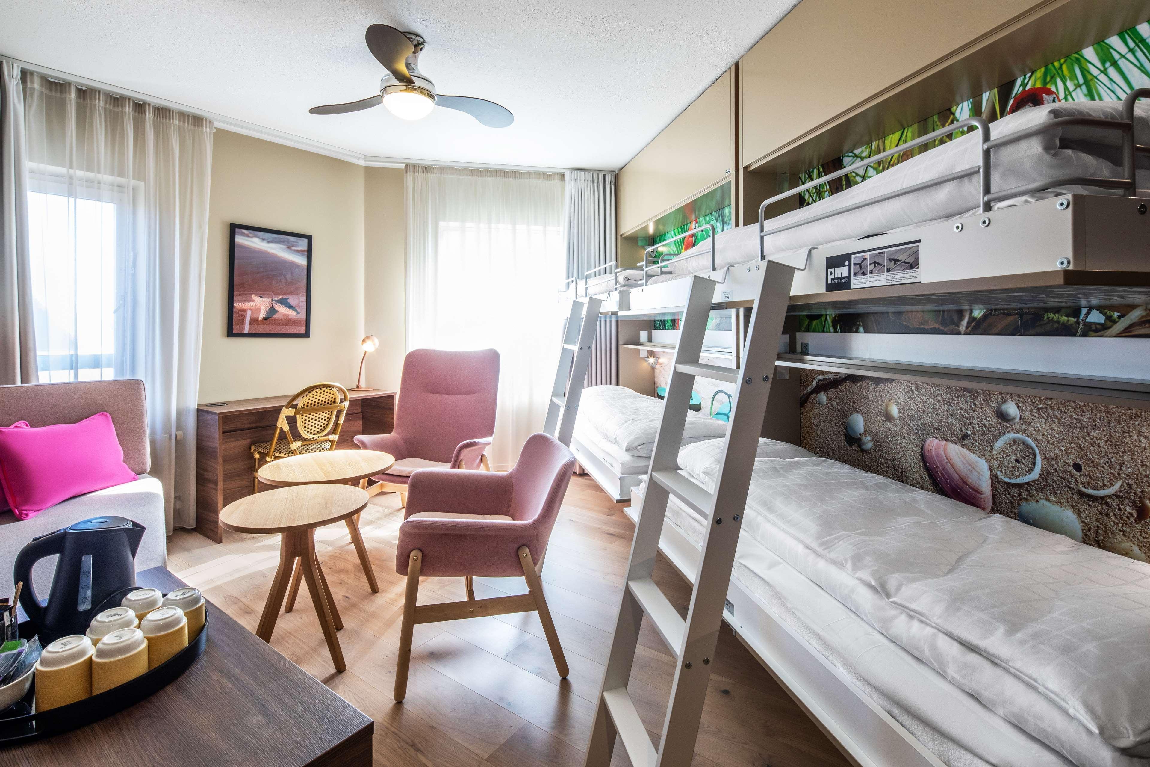 Quality Hotel The Reef เฟรเดริกส์ฮัฟน์ ภายนอก รูปภาพ