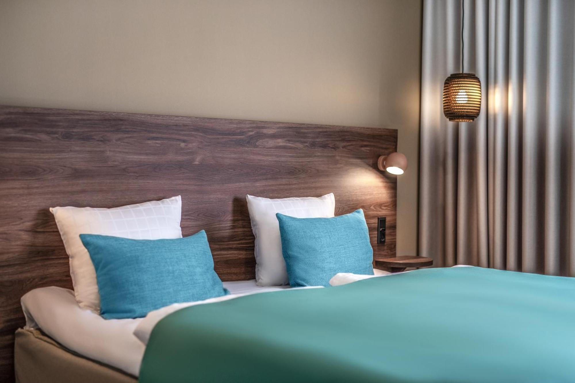Quality Hotel The Reef เฟรเดริกส์ฮัฟน์ ภายนอก รูปภาพ